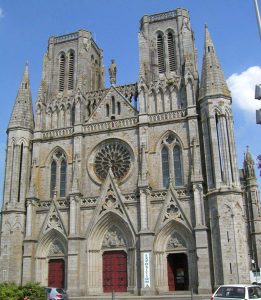 Église Notre-dame-des-champs à Avranches