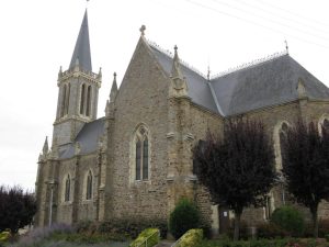 Eglise Sainte Trinité à Brielles