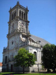 Église Saint Martin à Carvin