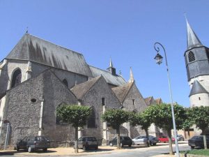 Église Saint Pierre à Châtillon-Coligny