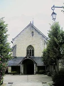 Église Saint Michel à Fontevraud-l'Abbaye