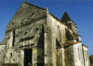 Église Saint André Le Bas à Genouillé
