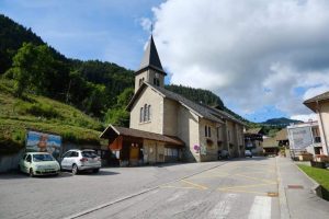 Église Le Bouchet-mt à Le Bouchet-Mont-Charvin