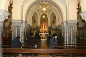 Église Crypte à Lourdes