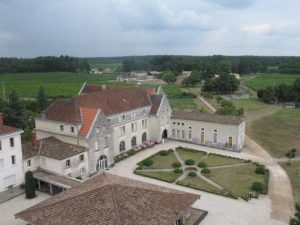 Église Monastère La Solitude Sainte Famille de Bordeaux La Solitude à Martillac