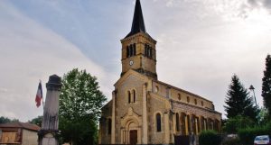 Église Saint Pierre à Noailly
