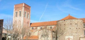 Église Notre Dame La Réal à Perpignan