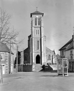 Eglise Saint Ouen Église de Saint-ouen-la-rouërie à Val-Couesnon
