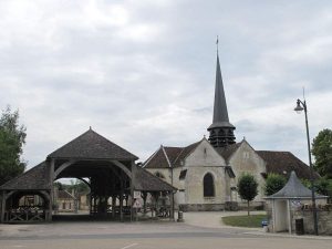 Église Saint Pierre Aux Liens à Lesmont