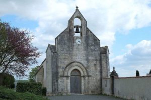 Église Angliers Saint Pierre à Angliers