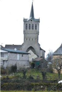 Église Carcenac Peyralès à Baraqueville