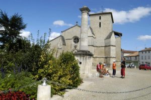 Église Coulon Sainte Trinité à Coulon