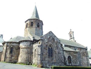 Église de Anglards-de-Salers à Anglards-de-Salers