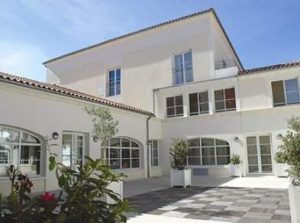 Église La Couronne : Ehpad à La Couronne