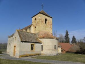 Église Saint Pierre à Luneau